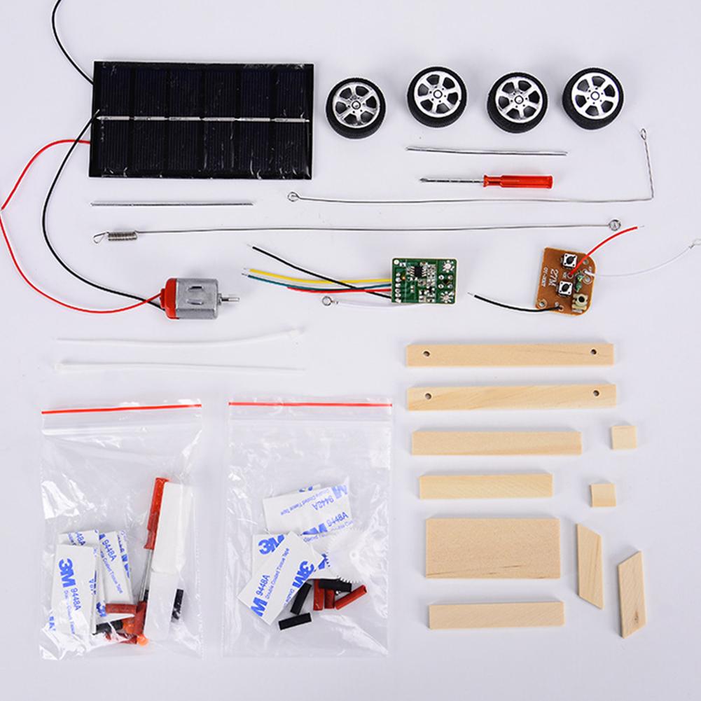 Assemble Solar Car Creative In - Diy Electronics Gadget recensione e prezzo