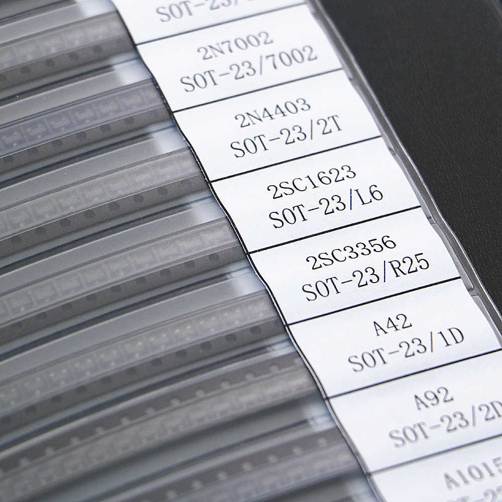 900Pcs 36Values SMD Chip Trans - Mosfet Transistor Set recensione e prezzo