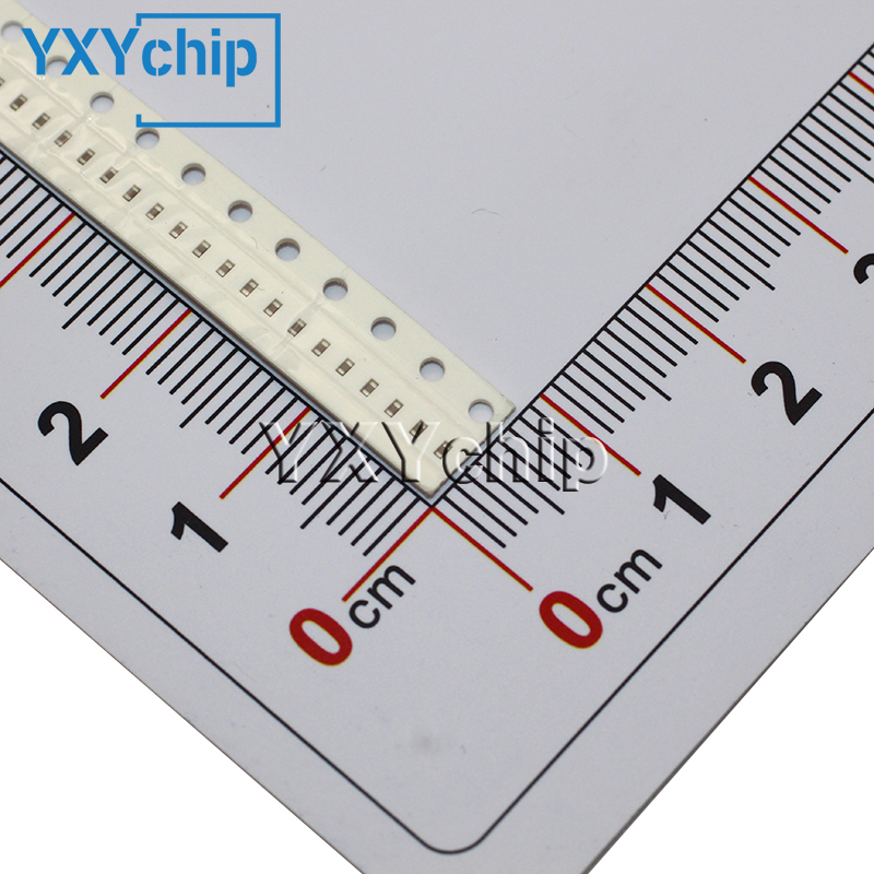 100PCS 0402 SMD Chip Multilaye - Capacitor Kit Assortment recensione e prezzo
