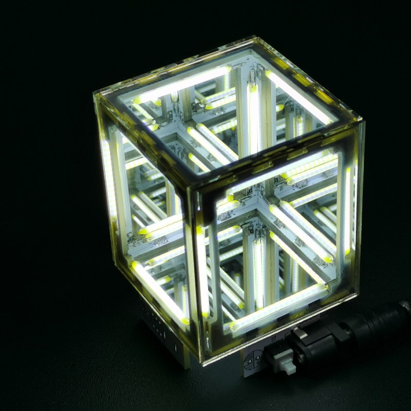 Four-Dimensional Space Supercu - Diy Electronics Gifts recensione e prezzo